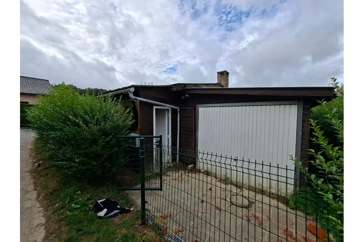 Bungalow à vendre à Mettet 5640 30000.00€ 2 chambres 60.00m² - annonce 802681
