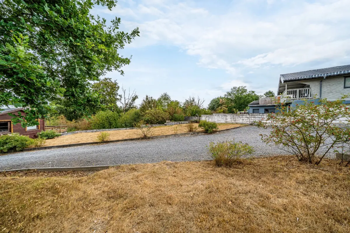 Terrain à bâtir à  à Noiseux 5377 40000.00€  chambres m² - annonce 804045
