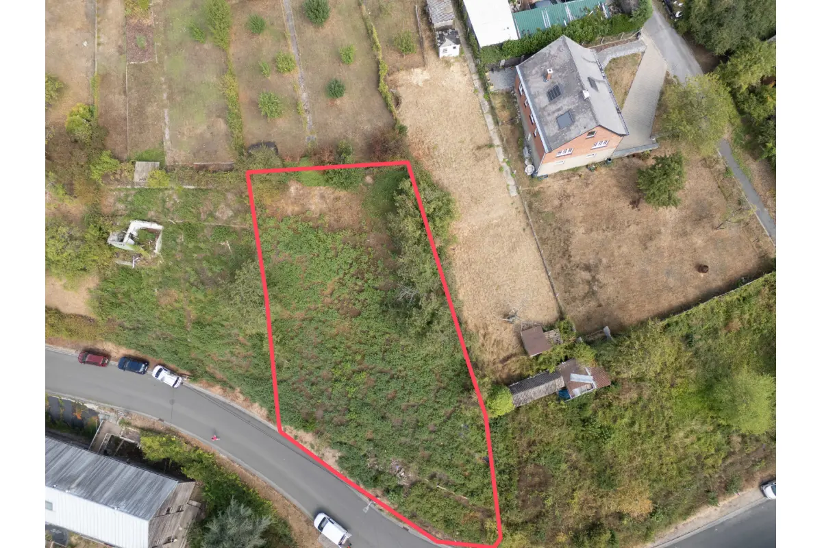 Terrain à vendre à Champion 5020 90000.00€  chambres m² - annonce 803797