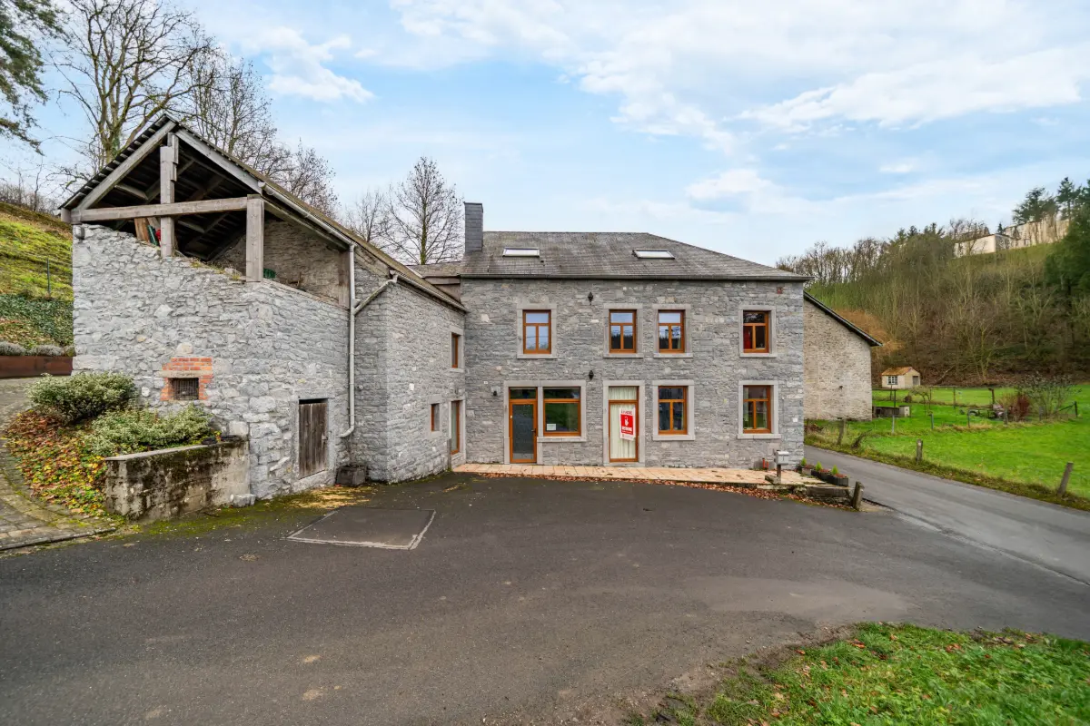 Maison à vendre à Anhée 5537 459000.00€ 6 chambres 263.00m² - annonce 804288
