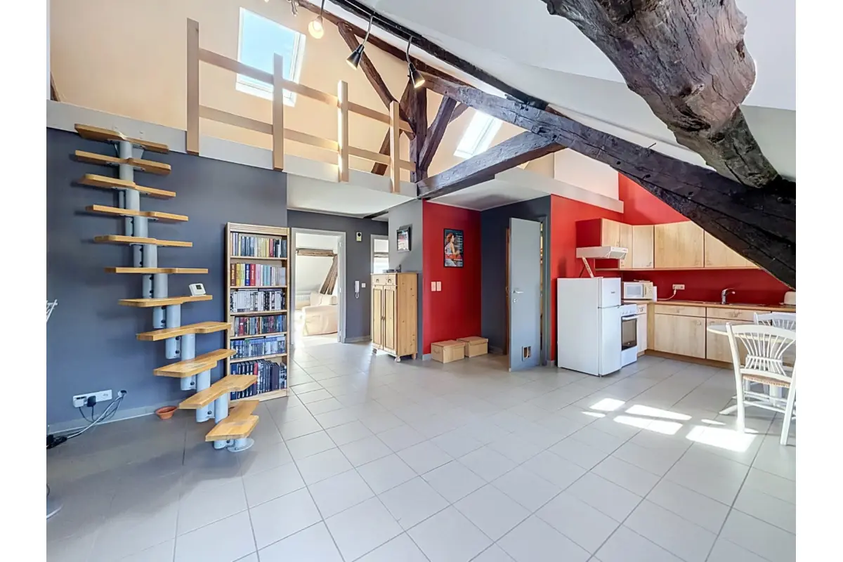Duplex à  à Ciney 5590 165000.00€ 2 chambres 75.00m² - annonce 811092