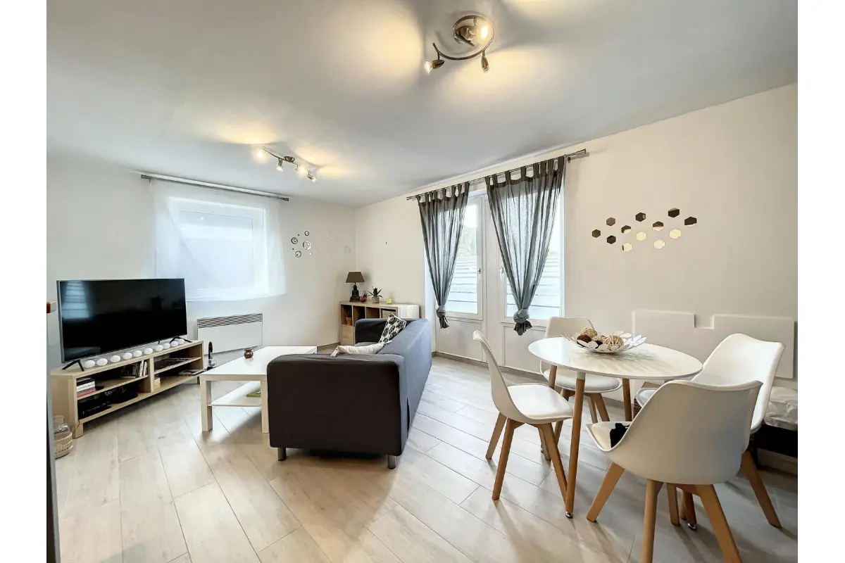 Appartement à  à Dinant 5500 530.00€ 1 chambres 55.00m² - annonce 812786