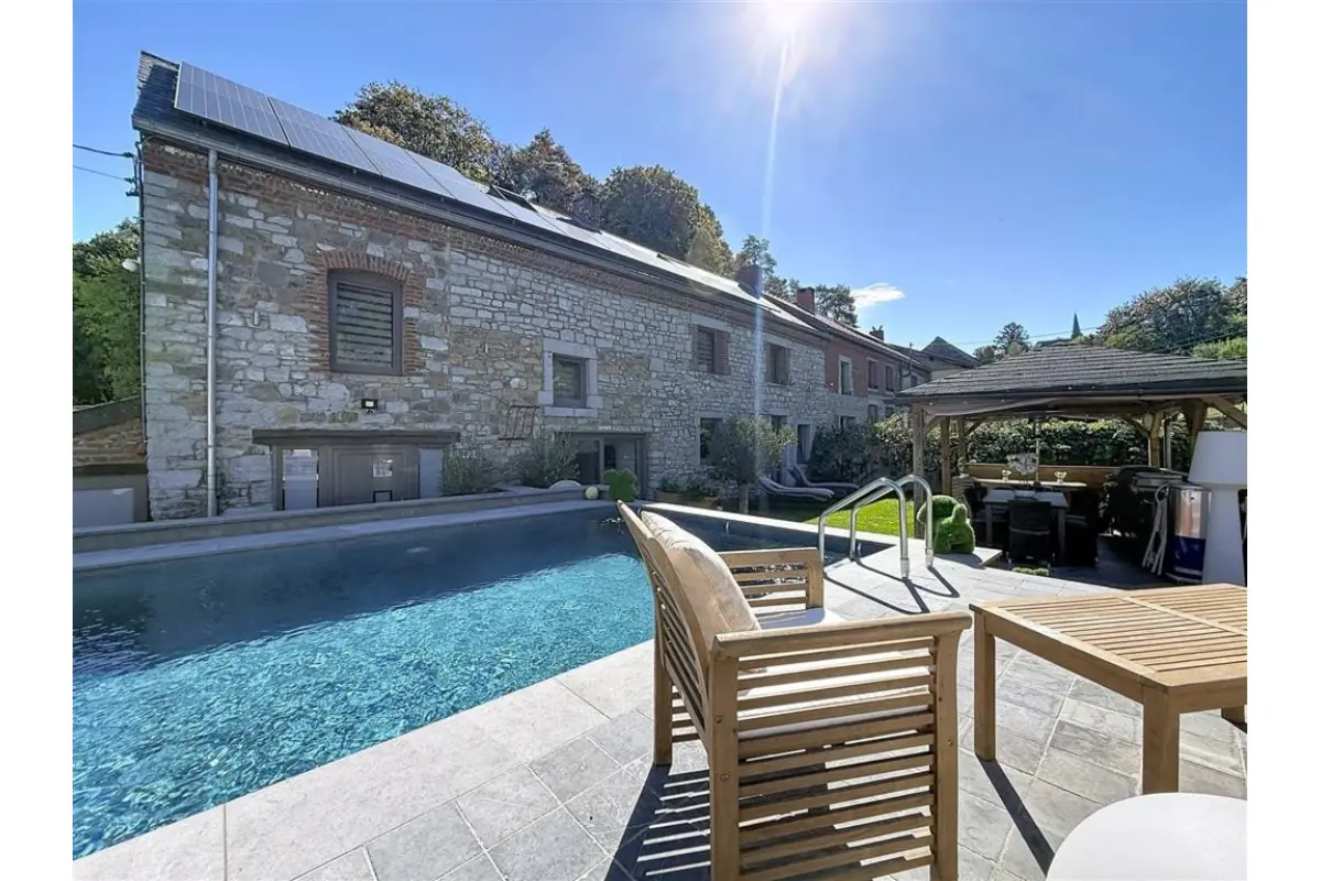 Maison à vendre à Vogenée 5650 360000.00€ 3 chambres 260.00m² - annonce 815634