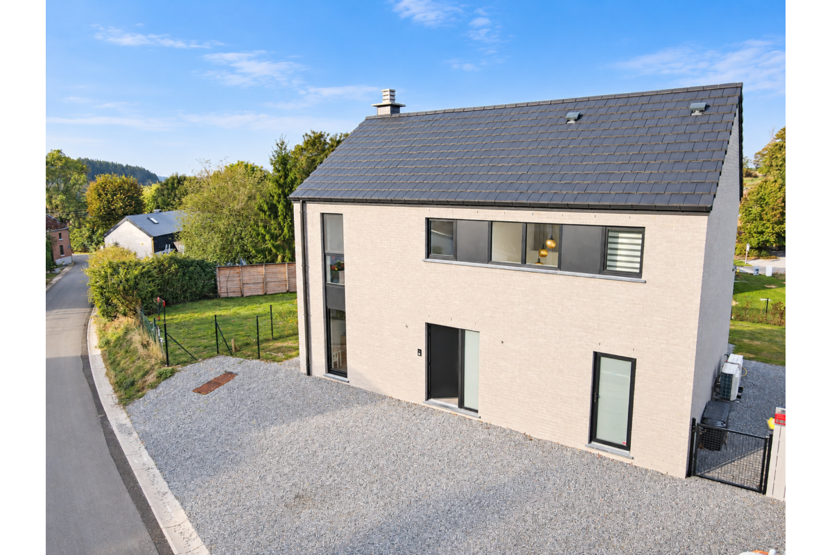 Maison à  à Maffe 5374 489000.00€ 3 chambres 165.00m² - annonce 815809