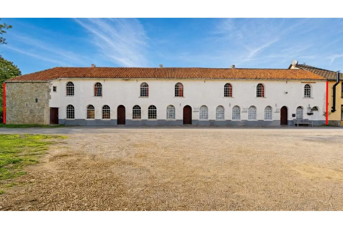 Maison à vendre à Doische 5680 139000.00€ 10 chambres 346.00m² - annonce 817271