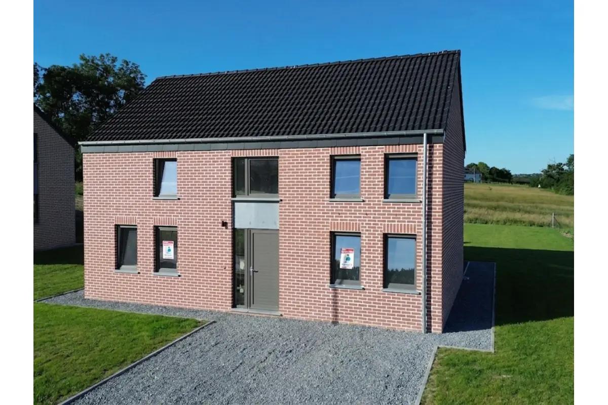 Maison à vendre à Ciergnon 5560 354000.00€ 4 chambres 141.00m² - annonce 819388