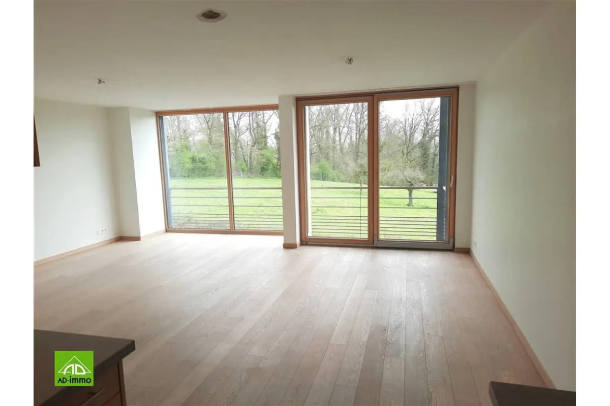 Appartement à  à Bouge 5004 1050.00€ 2 chambres 83.00m² - annonce 822449