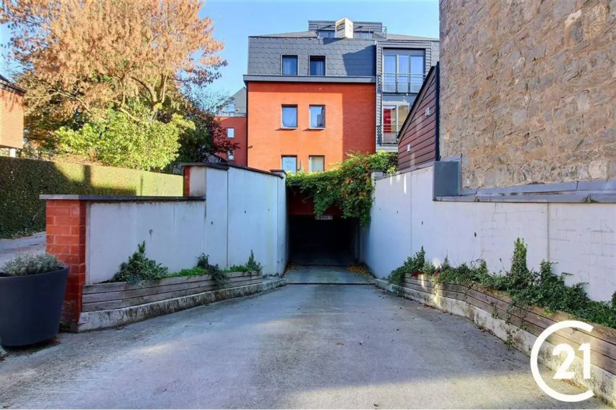 Parking / garage à louer à Ciney 5590 50.00€  chambres m² - annonce 825566