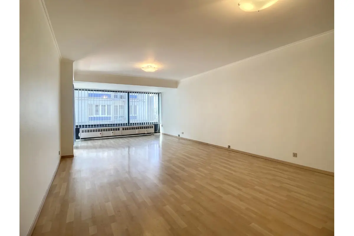 Appartement à  à Charleroi 6000 800.00€ 2 chambres 100.00m² - annonce 827216